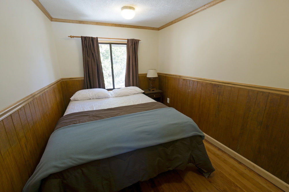 Crystal Lake Resort Beulah 外观 照片