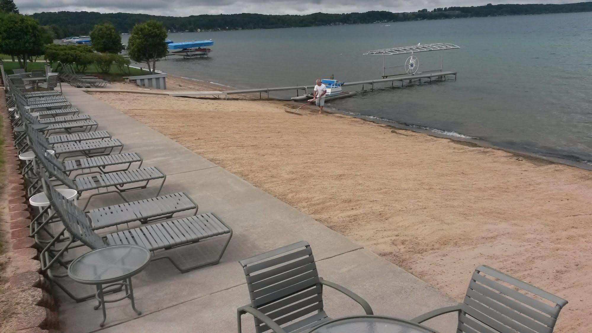 Crystal Lake Resort Beulah 外观 照片